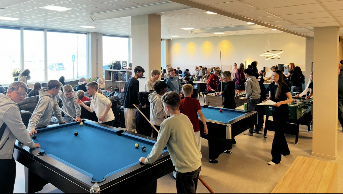 aktivitetar ved ungdomsklubben
