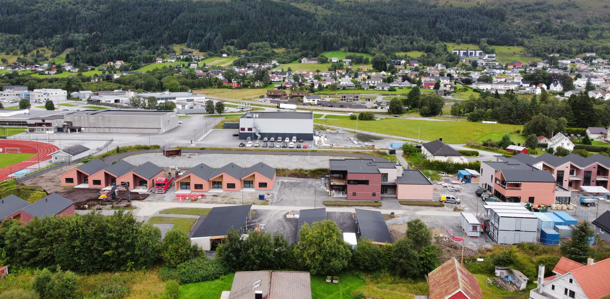 dronefoto pålhaugane omsorgsbustadar